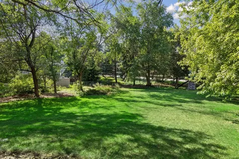 12904 Essex Way Apple Valley MN 55124