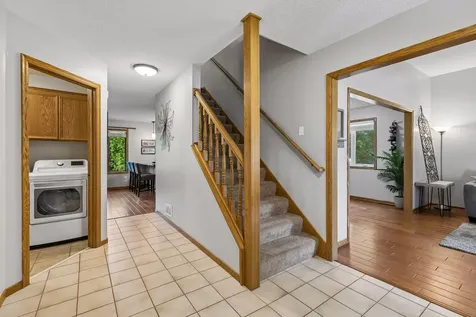 12904 Essex Way Apple Valley MN 55124