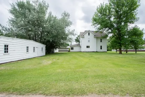 204 3rd Avenue E Gary MN 56545
