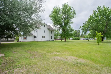 204 3rd Avenue E Gary MN 56545