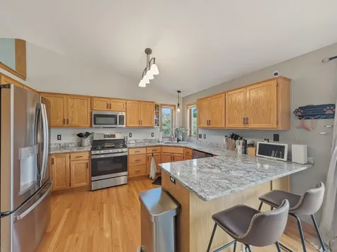 10420 256th Avenue NW Zimmerman MN 55398