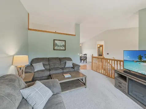 10420 256th Avenue NW Zimmerman MN 55398