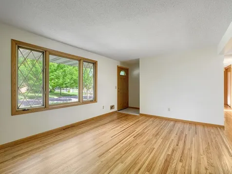 1422 10th Avenue Anoka MN 55303