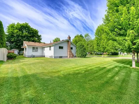 1422 10th Avenue Anoka MN 55303