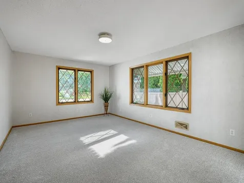 1422 10th Avenue Anoka MN 55303