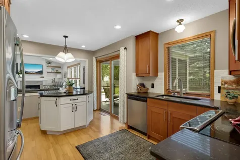 3145 Copper Oaks Trail Woodbury MN 55125