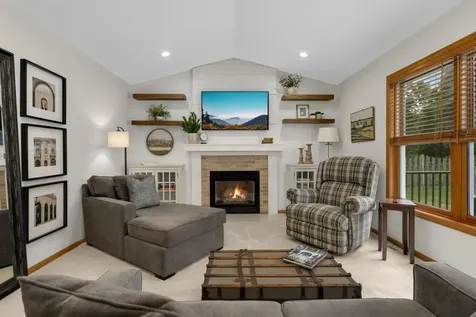 3145 Copper Oaks Trail Woodbury MN 55125