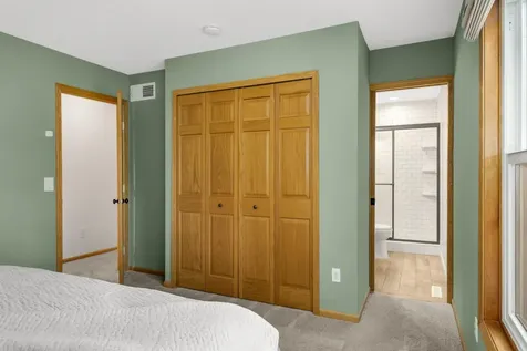 3145 Copper Oaks Trail Woodbury MN 55125