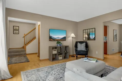 3145 Copper Oaks Trail Woodbury MN 55125