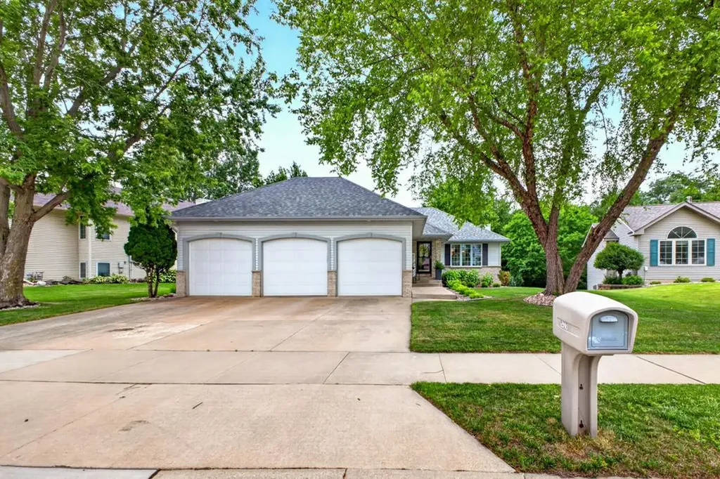 3421 Birchwood Lane SW Rochester MN 55902