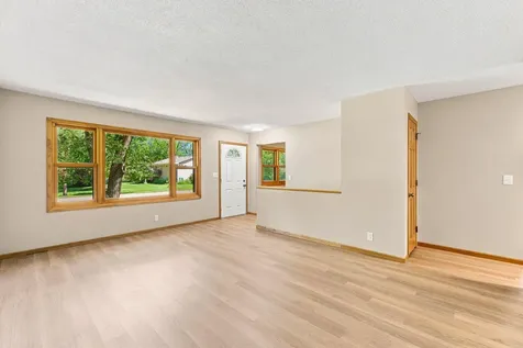 2808 Laport Drive Mounds View MN 55112