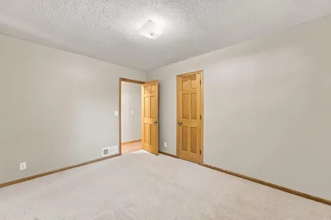 2808 Laport Drive Mounds View MN 55112