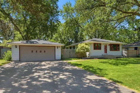 2808 Laport Drive Mounds View MN 55112