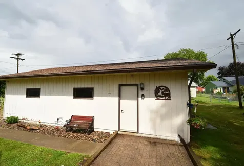 501 1st Avenue SE Pine Island MN 55963