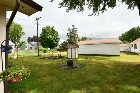 501 1st Avenue SE Pine Island MN 55963