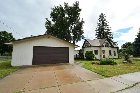 501 1st Avenue SE Pine Island MN 55963