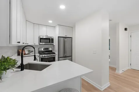6383 Saint Johns Drive Eden Prairie MN 55346