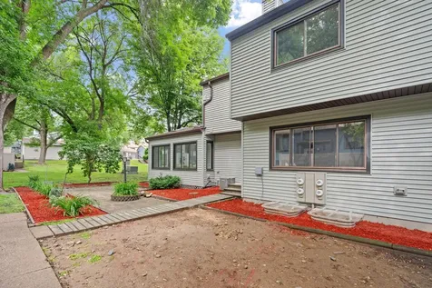6383 Saint Johns Drive Eden Prairie MN 55346