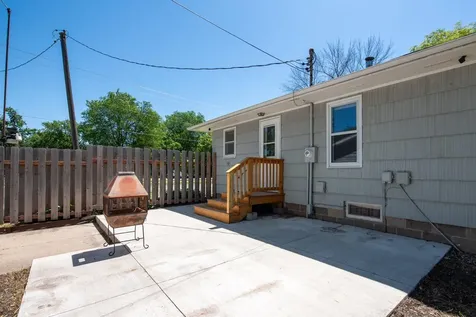 134 Haynes Street Mankato MN 56001