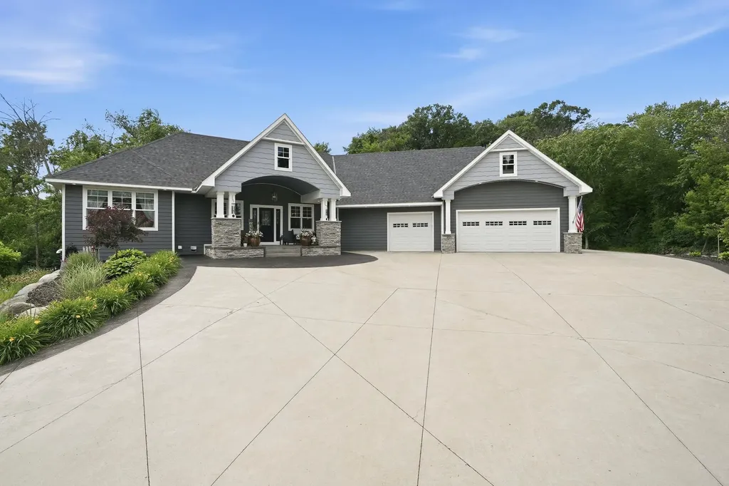 15385 50th Street N Stillwater MN 55082
