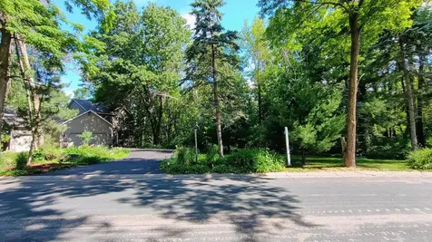 303 Hazel Street W Stillwater MN 55082