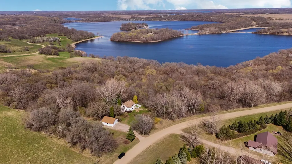 12951 Daisy Lane SW Farwell MN 56327
