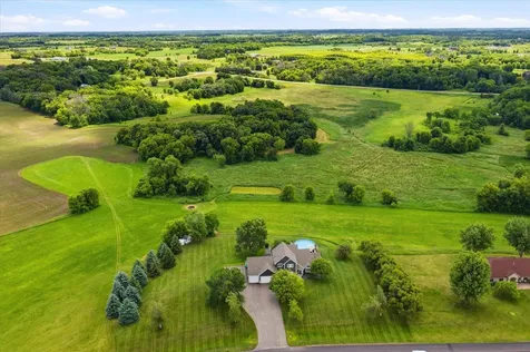 5721 94th Avenue N Loretto MN 55357