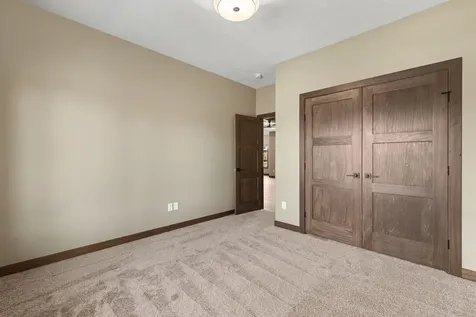 1507 Buffalo Ridge Drive Luverne MN 56156