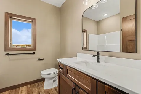 1507 Buffalo Ridge Drive Luverne MN 56156