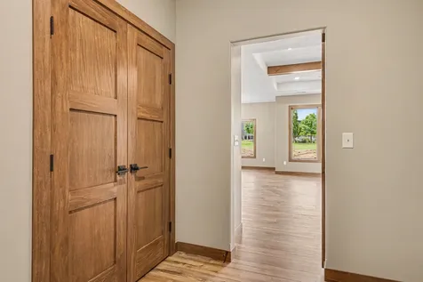 1507 Buffalo Ridge Drive Luverne MN 56156