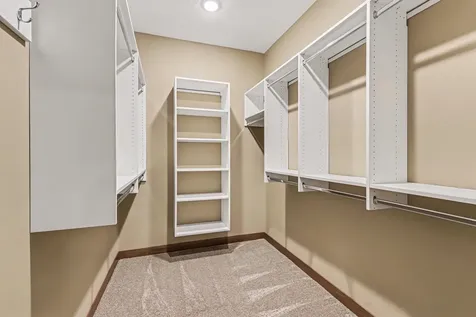 1507 Buffalo Ridge Drive Luverne MN 56156