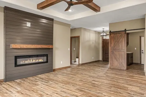 1507 Buffalo Ridge Drive Luverne MN 56156
