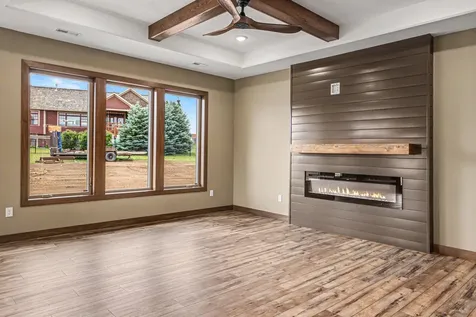 1507 Buffalo Ridge Drive Luverne MN 56156