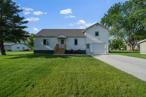 410 2nd Street NW Melrose MN 56352