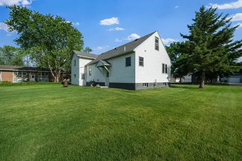 410 2nd Street NW Melrose MN 56352