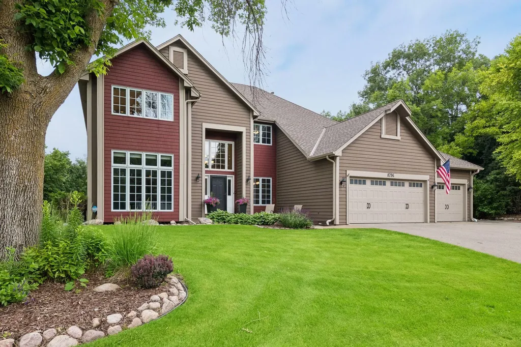8796 Horizon Ridge Victoria MN 55386