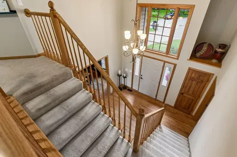 8796 Horizon Ridge Victoria MN 55386