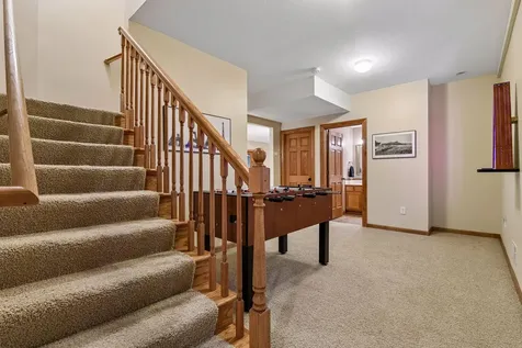 8796 Horizon Ridge Victoria MN 55386