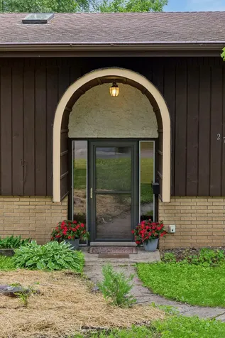 2700 Kyle Avenue N Golden Valley MN 55422