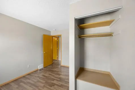 6117 W 105th Street Bloomington MN 55438