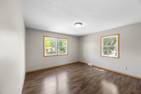 6117 W 105th Street Bloomington MN 55438