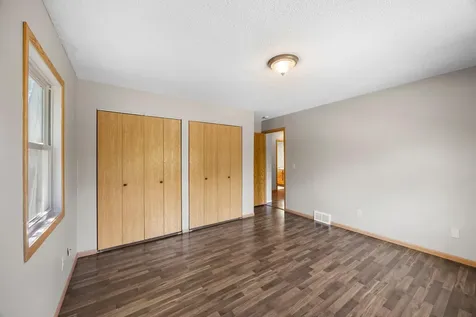 6117 W 105th Street Bloomington MN 55438
