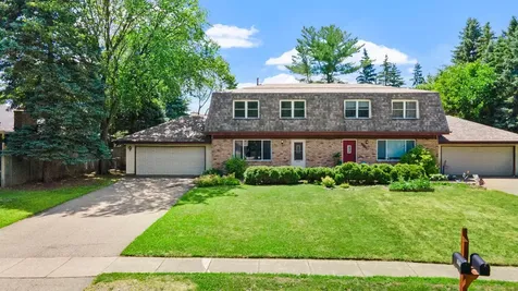 6117 W 105th Street Bloomington MN 55438