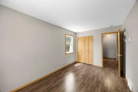 6117 W 105th Street Bloomington MN 55438