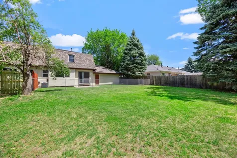 6117 W 105th Street Bloomington MN 55438