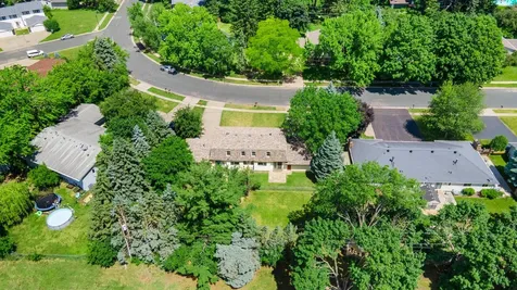 6117 W 105th Street Bloomington MN 55438