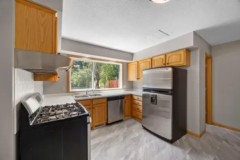 6117 W 105th Street Bloomington MN 55438