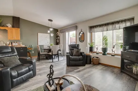 3260 35th Avenue S Fargo ND 58104