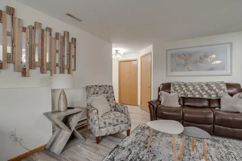 3260 35th Avenue S Fargo ND 58104