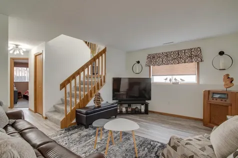 3260 35th Avenue S Fargo ND 58104